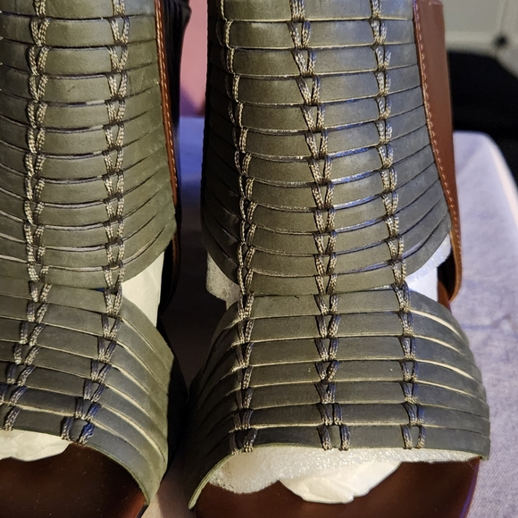 BNWOB CHARLES DAVID OPEN TOE WEDGE SHOES - Picture 14 of 14